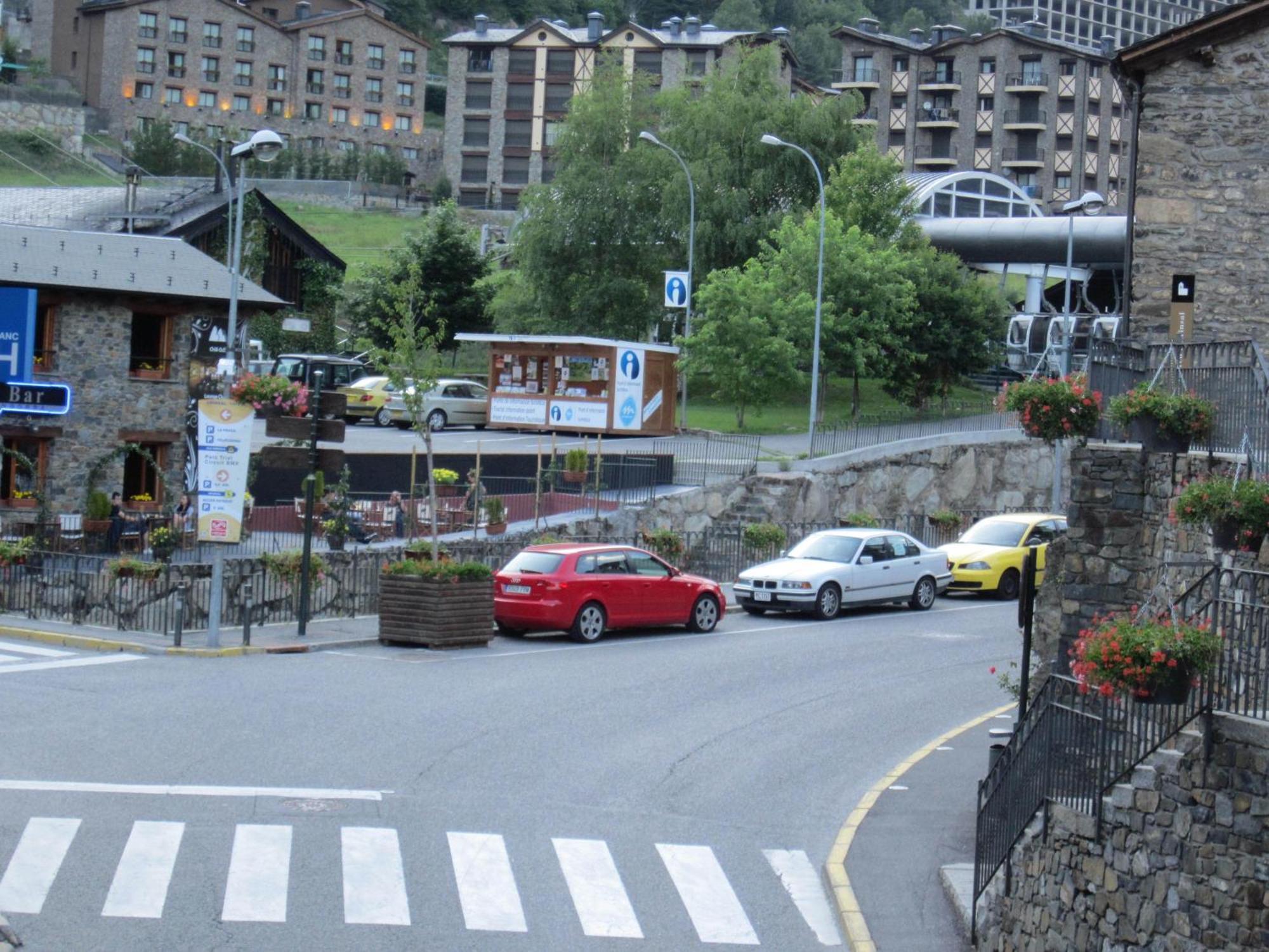 Hotel Micolau Arinsal Buitenkant foto