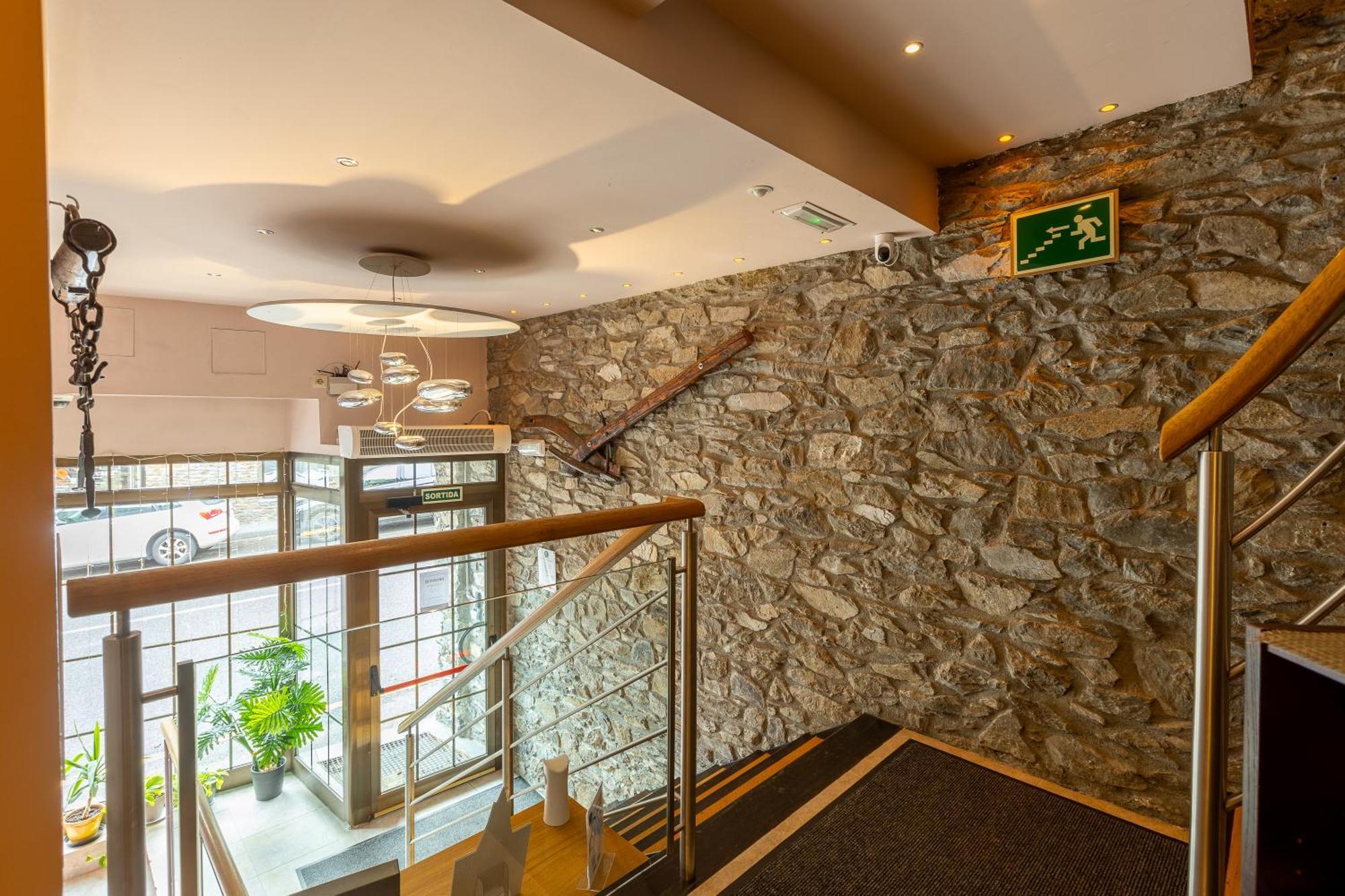 Hotel Micolau Arinsal Buitenkant foto