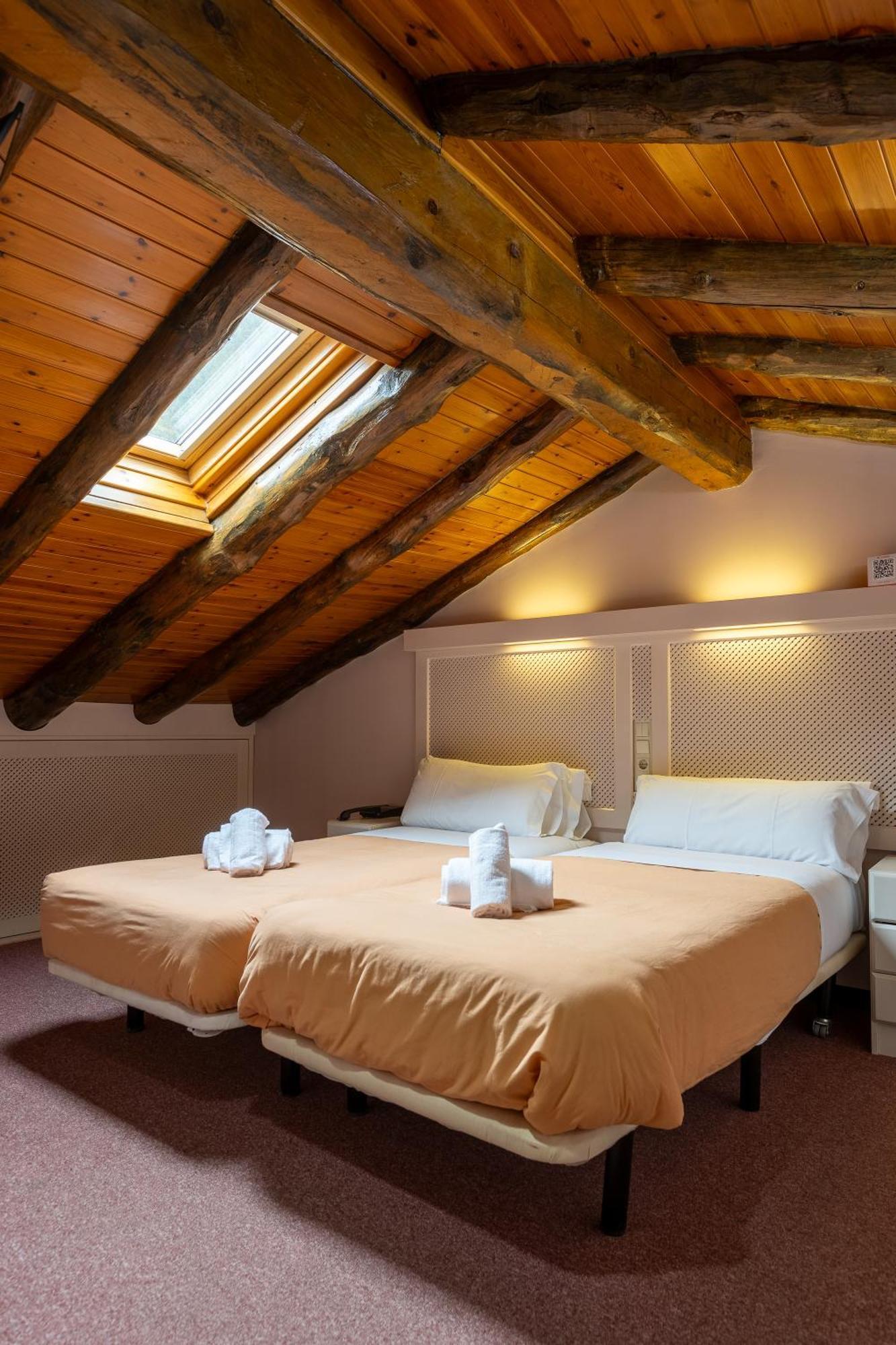 Hotel Micolau Arinsal Buitenkant foto